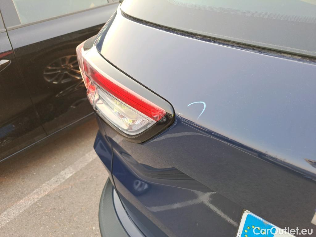  Ford  Kuga  Titanium Hybrid 2.5 190CV ATV E6d #6