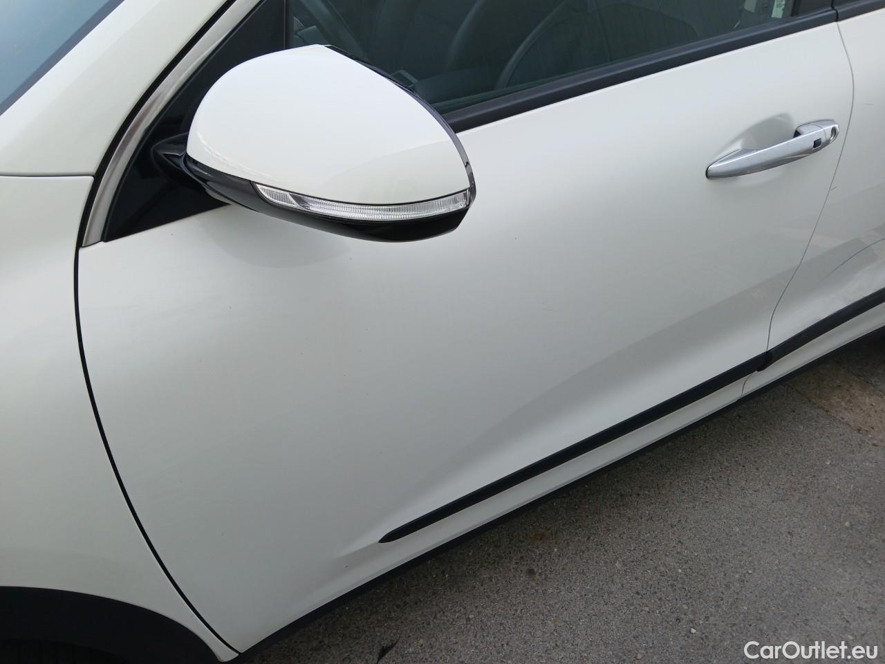  KIA  Niro  Emotion 1.6 AT6 E6d #19