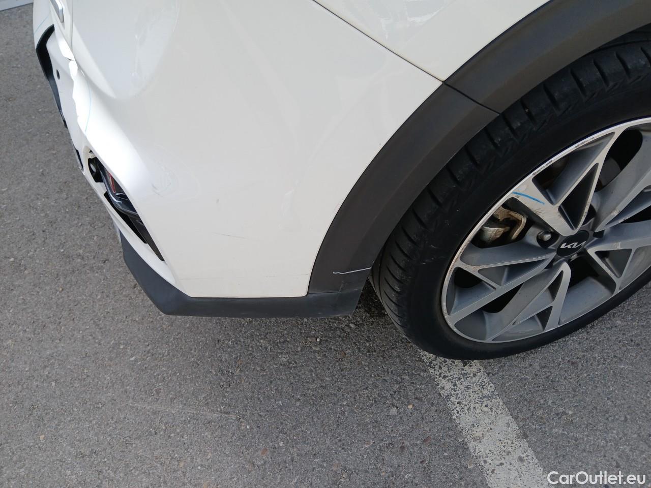  KIA  Niro  Emotion 1.6 AT6 E6d #45