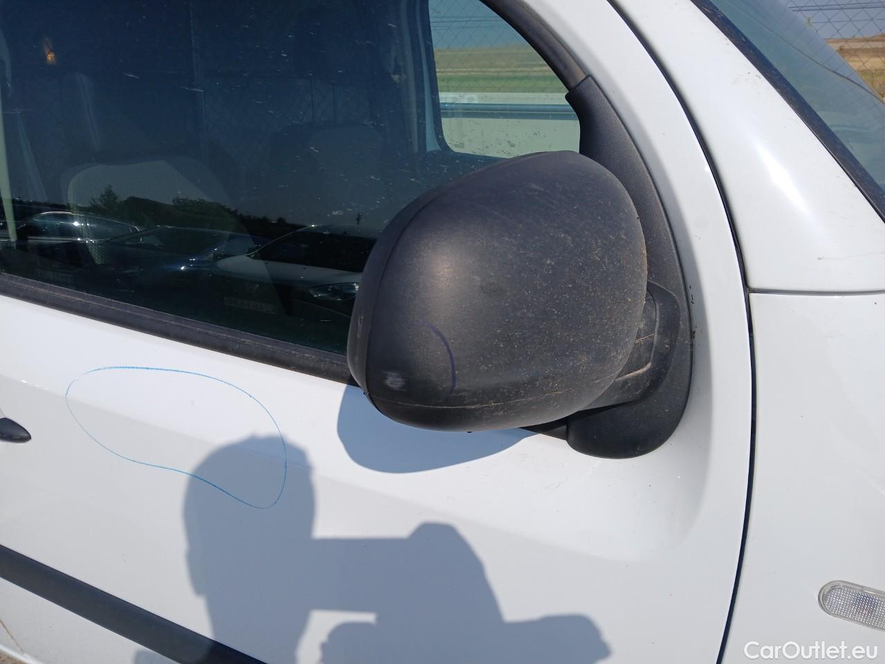  Renault  Kangoo  II Furgón Professional 1.5 dCi 95CV MT6 E6dT #25