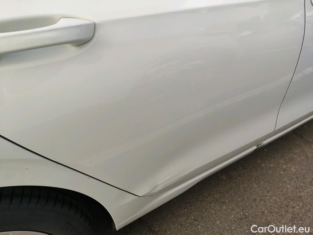  Volkswagen  Golf  VIII Berlina 2.0 TDI 115CV MT6 E6d #5