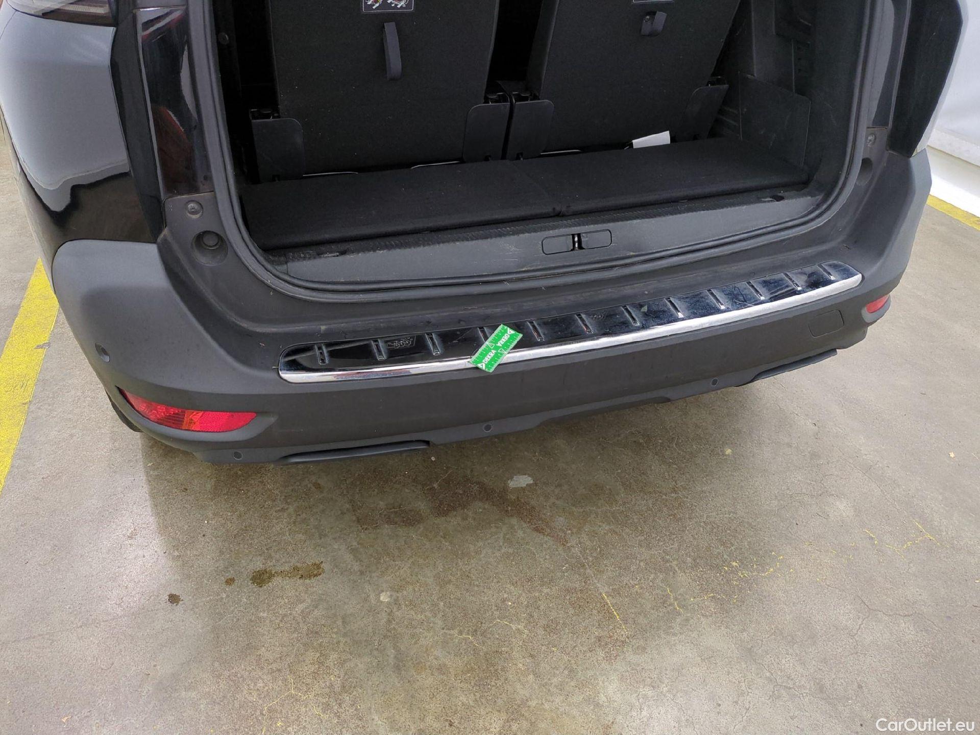  Peugeot  5008  Allure Pack 1.2 PureTech 130CV BVA8 7 Sieges E6d #18