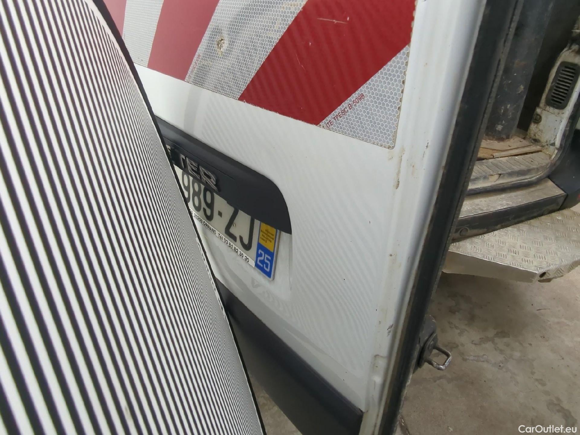  Renault  Master RENAULT  VU 4p Fourgon CA GCf Trac F3500 L3H2 dCi 130 Euro6 #76