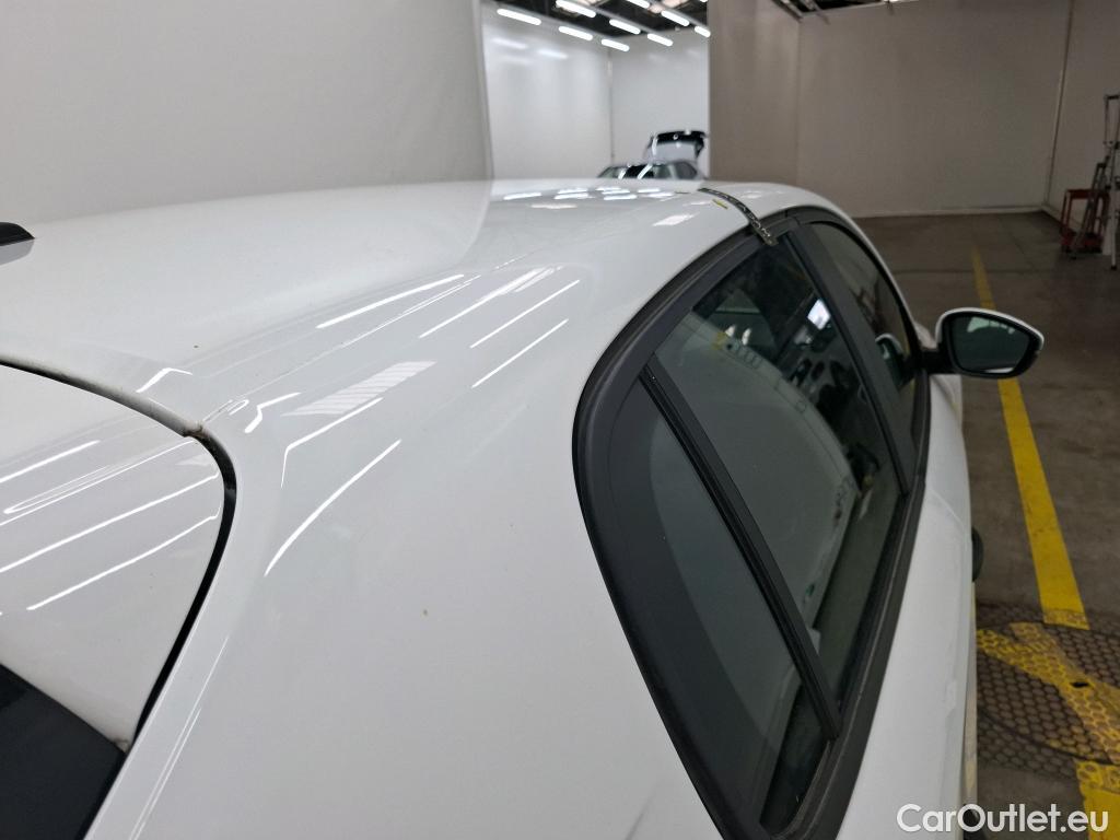  Peugeot  208  Premium 1.5 HDi 100CV BVM6 E6d #36