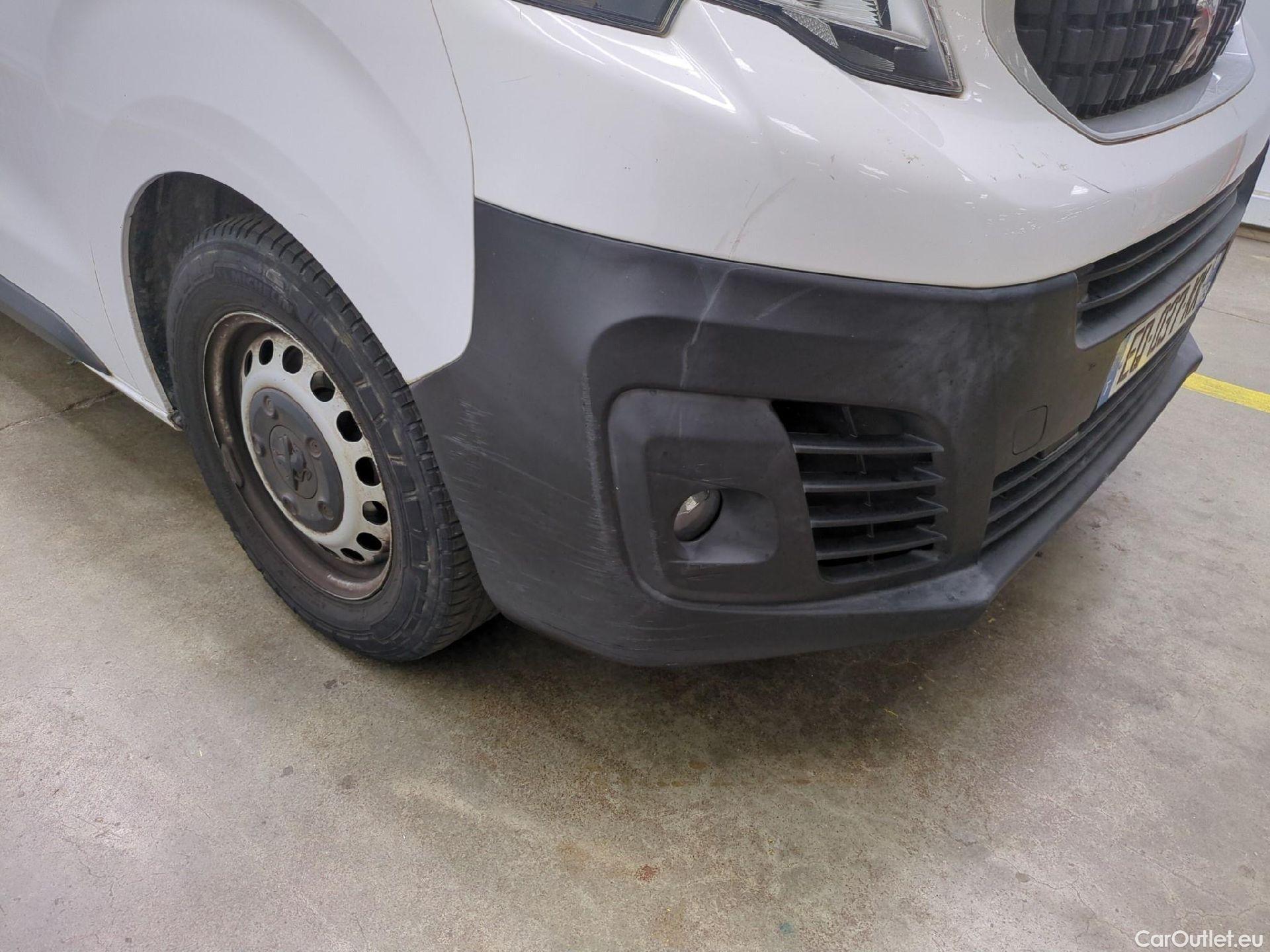  Peugeot  Expert  Fourgon Premium Pack Standard 1.6 HDi 95CV BVM5 E6 #17