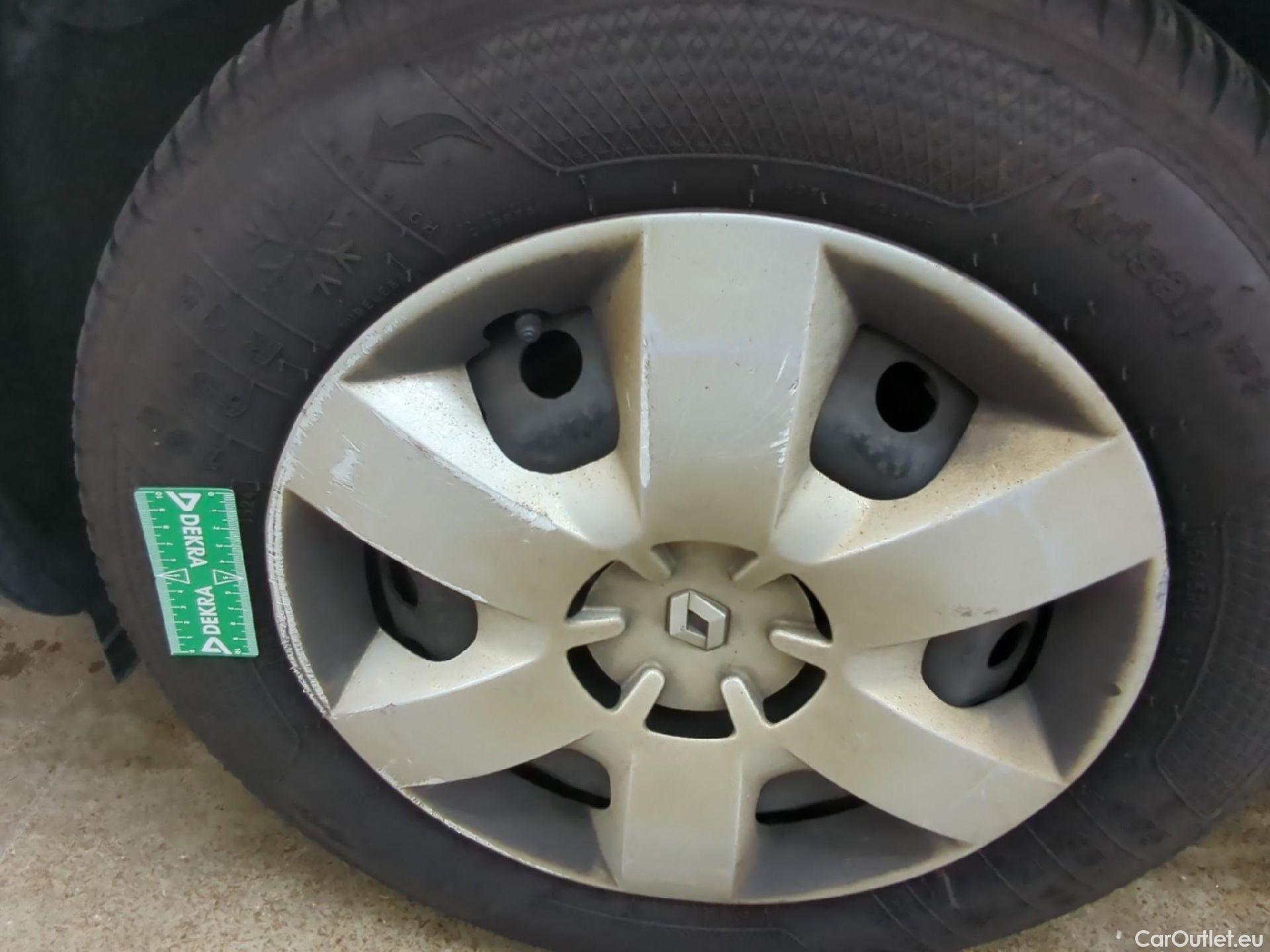  Renault  Kangoo RENAULT  Express / 2013 / 4P / Fourgonnette Extra R-Link - Blue dCi 95 #19