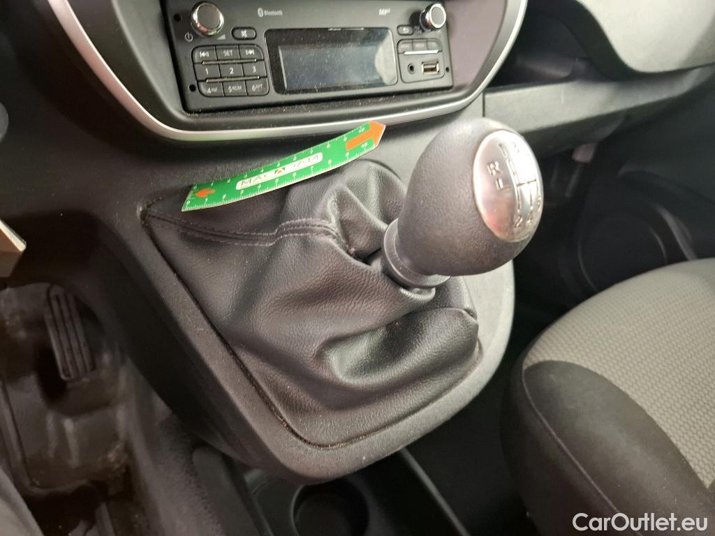  Renault  Kangoo  Express Maxi Grand Confort 1.5 dCi 110CV BVM6 E6 #16