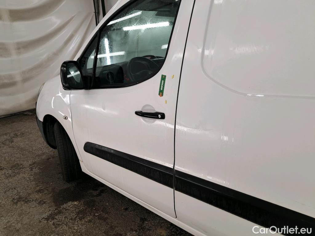  Citroen  Berlingo CITROEN  VU 3p Fourgonnette BlueHDi 100 BVM Club M #6