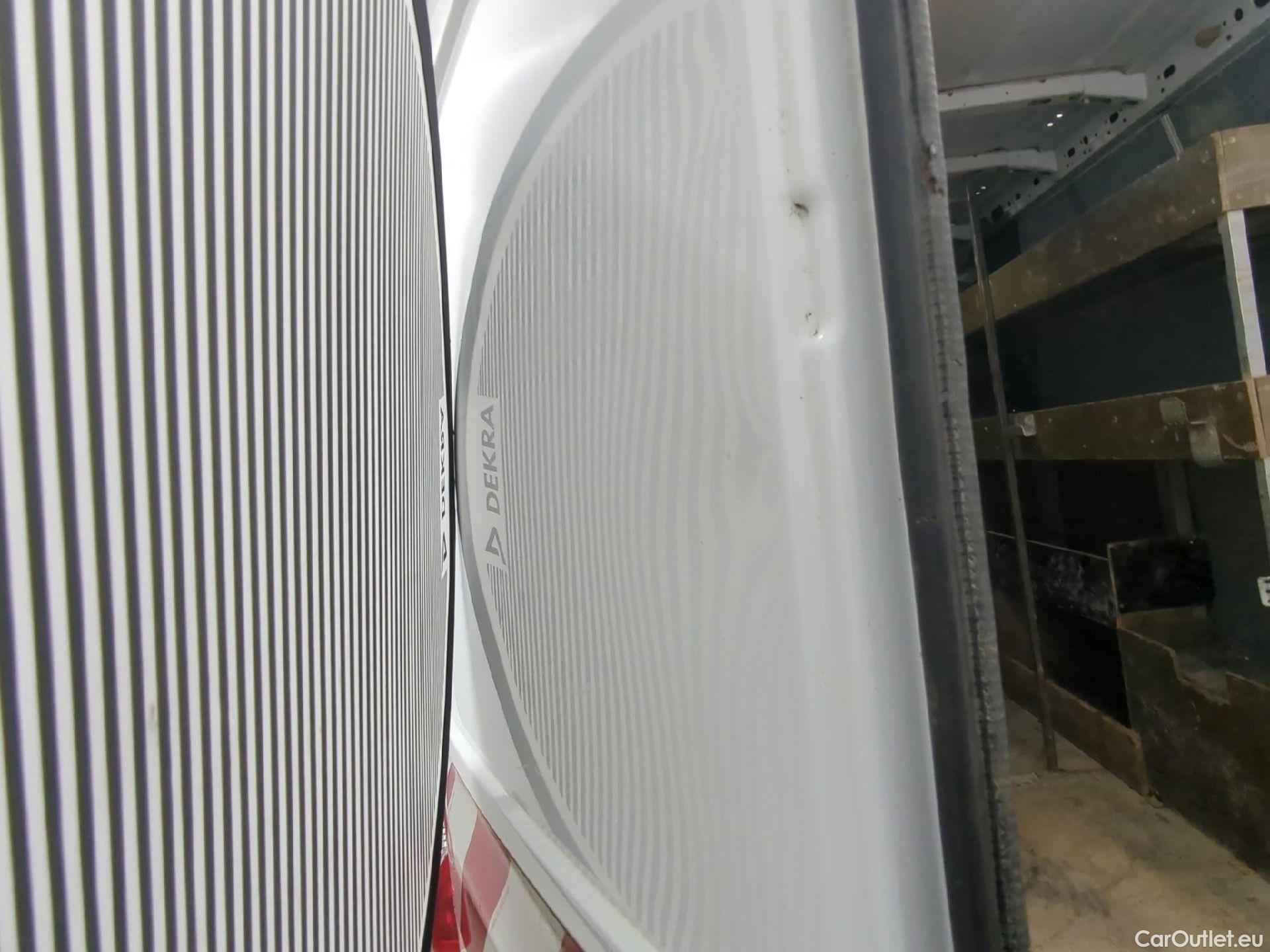  Renault  Master RENAULT  VU 4p Fourgon CA GCf Trac F3500 L3H2 dCi 130 Euro6 #71