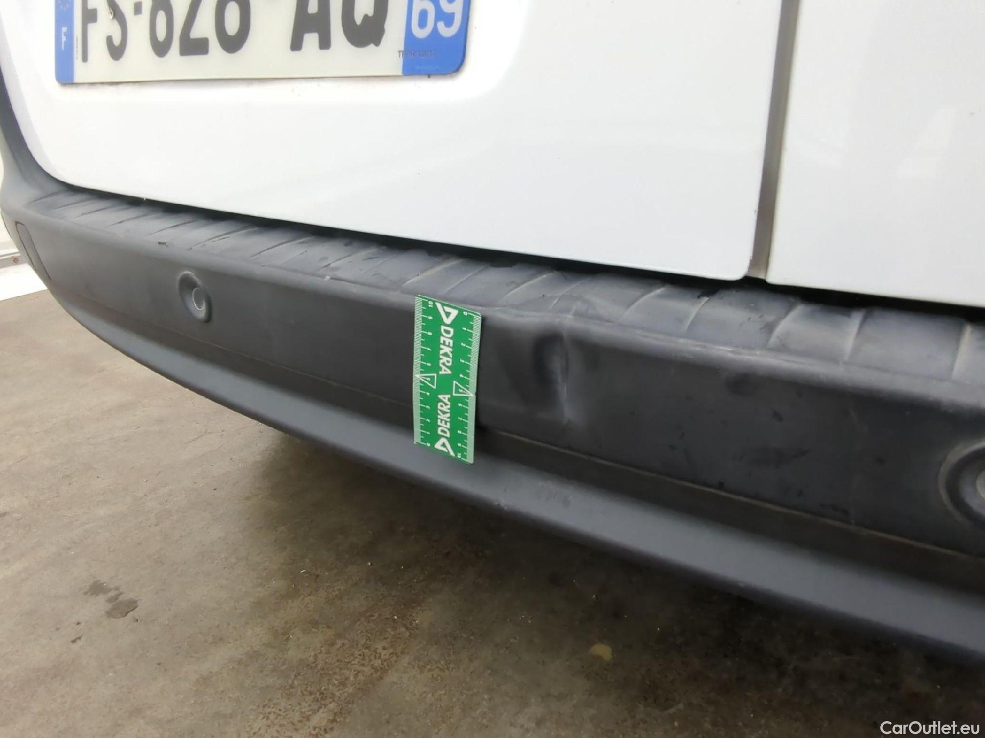  Renault  Kangoo RENAULT  Express / 2013 / 4P / Fourgonnette Extra R-Link - Blue dCi 95 #13