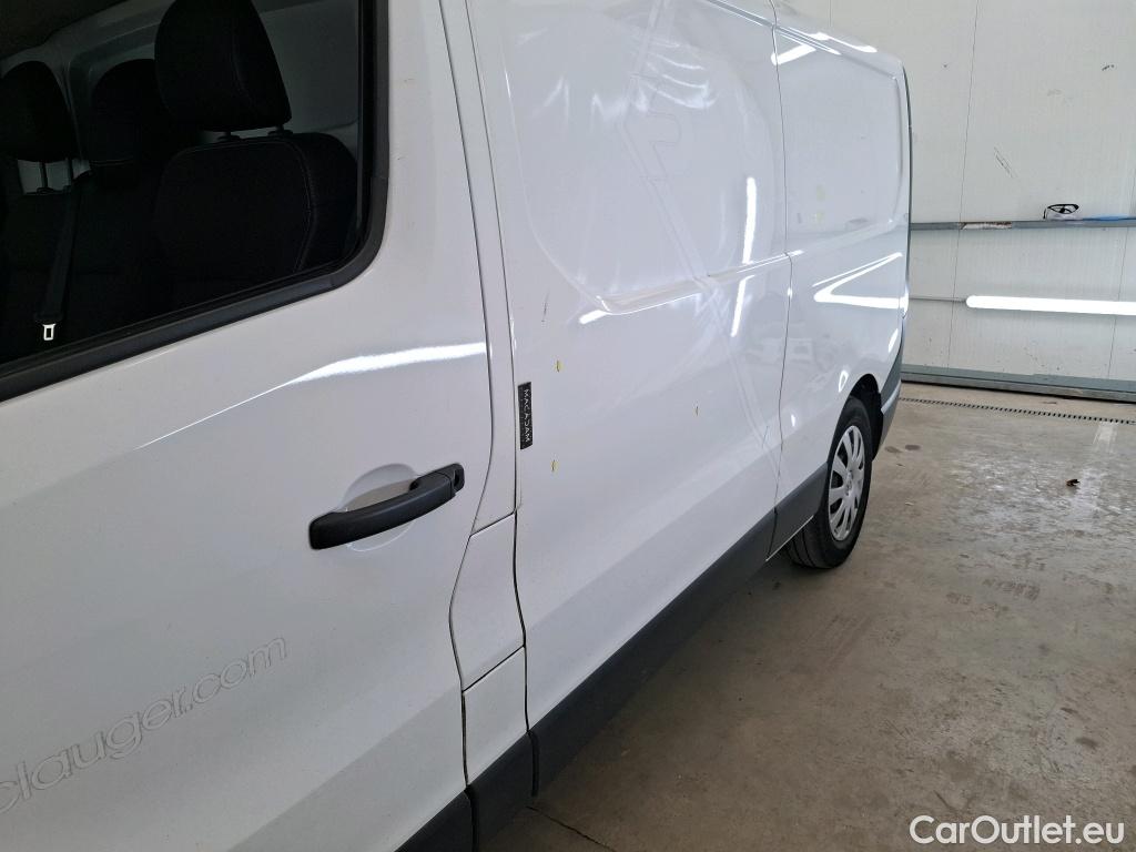  Renault  Trafic RENAULT  / 2019 / 4P / Fourgon tole FG GCF L2H1 1300 Energy dCi 145 #12
