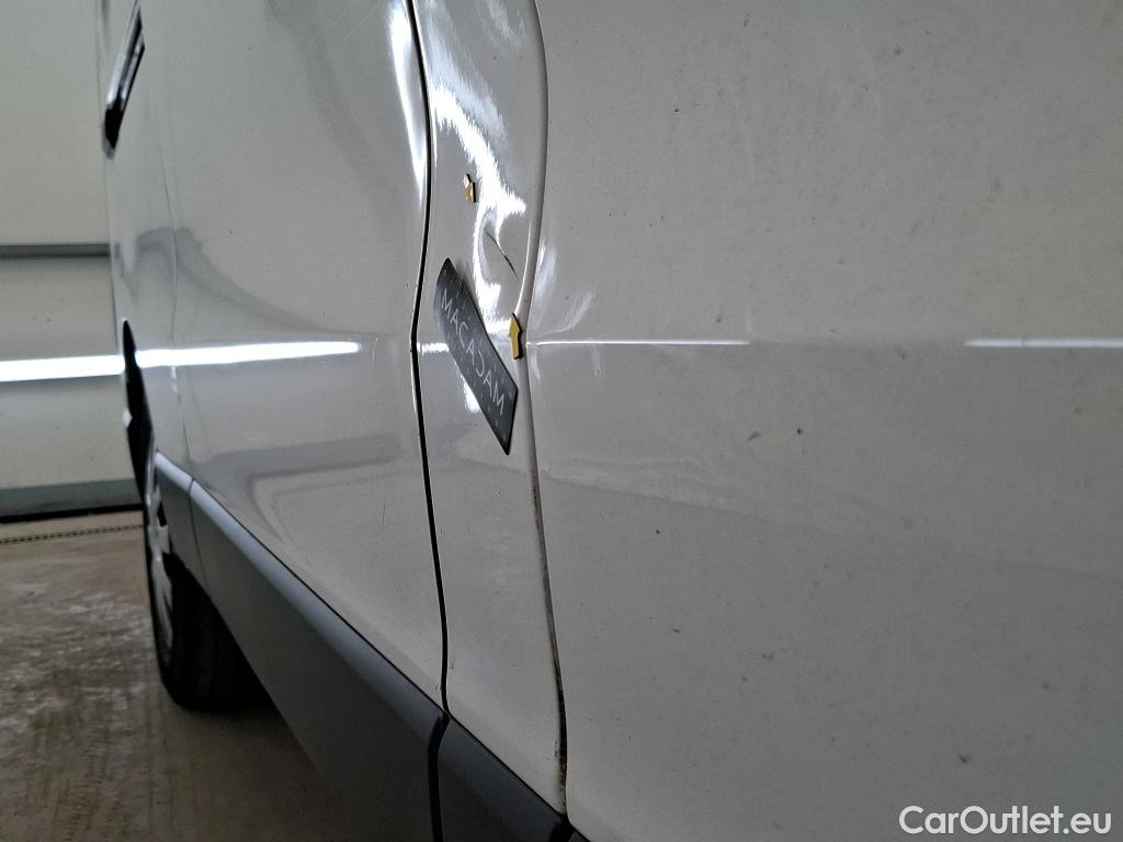  Renault  Trafic RENAULT  / 2019 / 4P / Fourgon tole FG GCF L2H1 1300 Energy dCi 145 #66