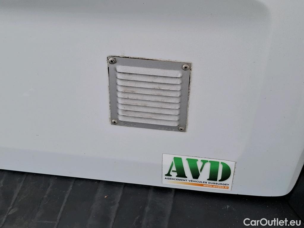  Renault  Trafic RENAULT  / 2019 / 4P / Fourgon tole FG GCF L2H1 1300 Energy dCi 145 #11