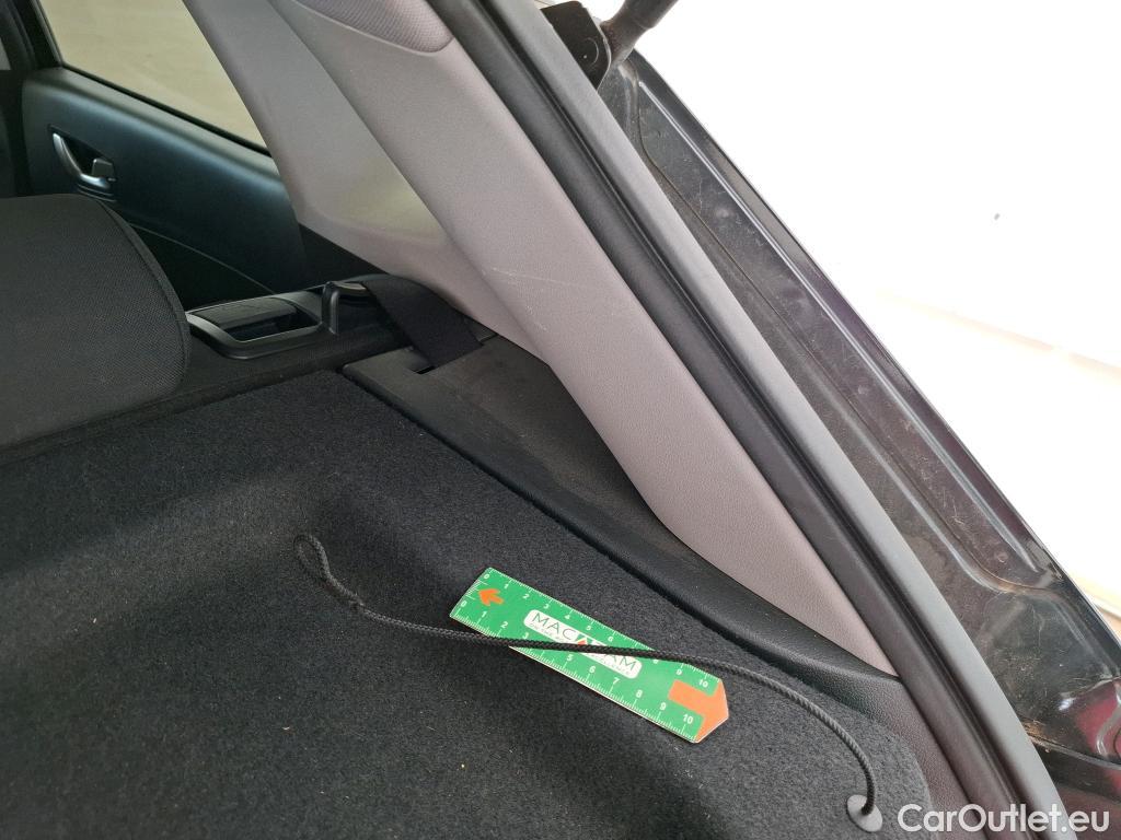  Hyundai  Konna Kona Creative Electrique 2WD 64kWh BVA #10