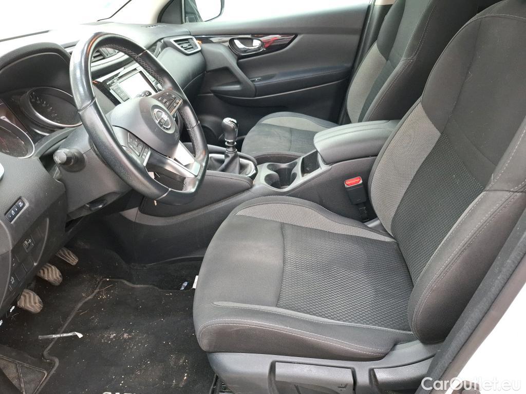  Nissan  Qashqai NISSAN  / 2017 / 5P / Crossover 1.5 DCI 115 Business Edition #9