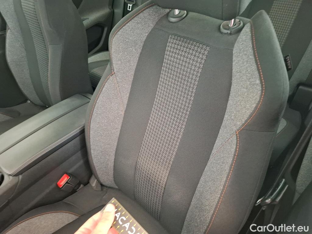  Peugeot  3008  II Active Pack 1.2 PureTech 130CV BVM6 E6d #11