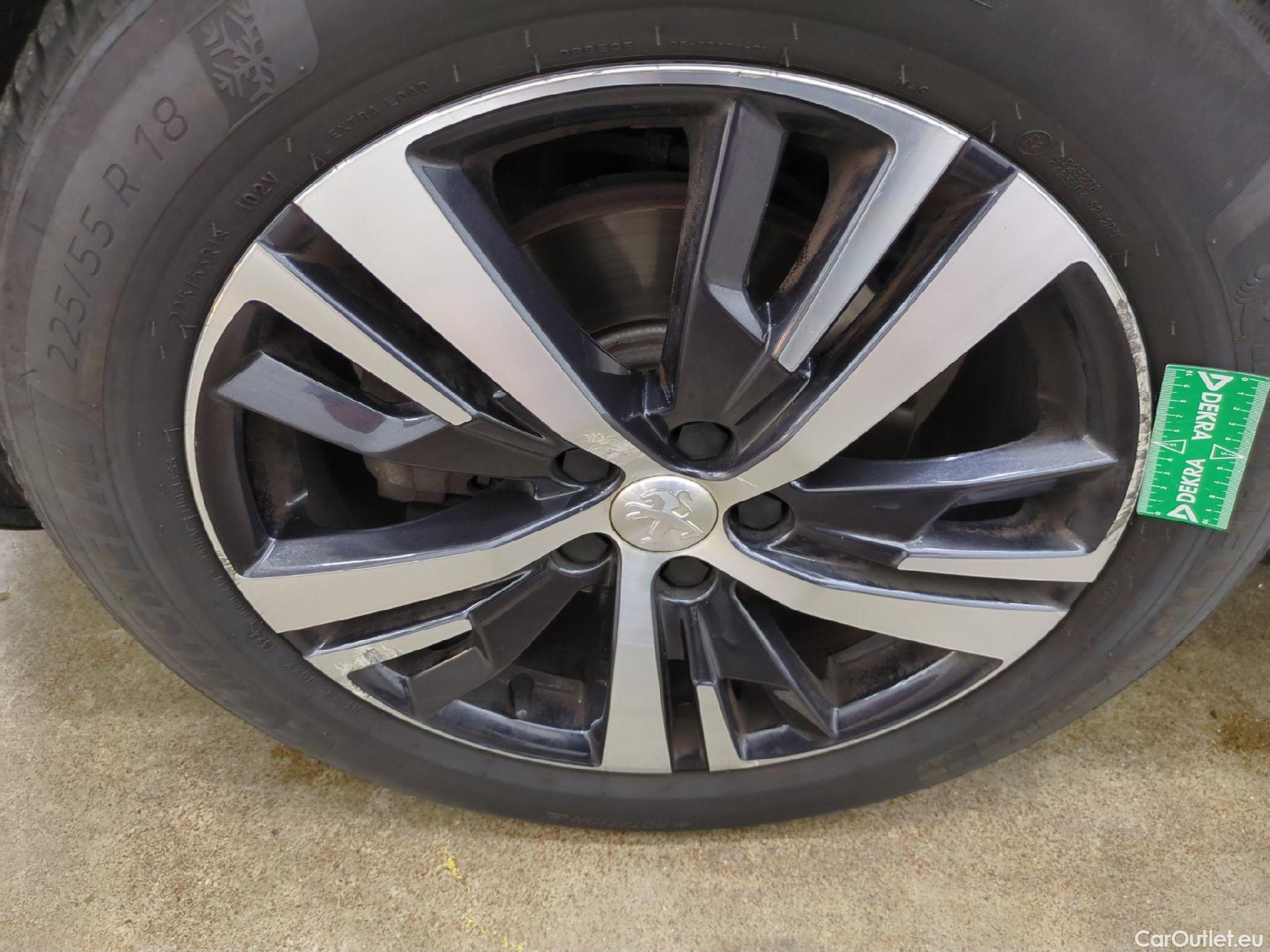  Peugeot  3008  Allure Business 1.5 HDi 130CV BVA8 E6dT #17