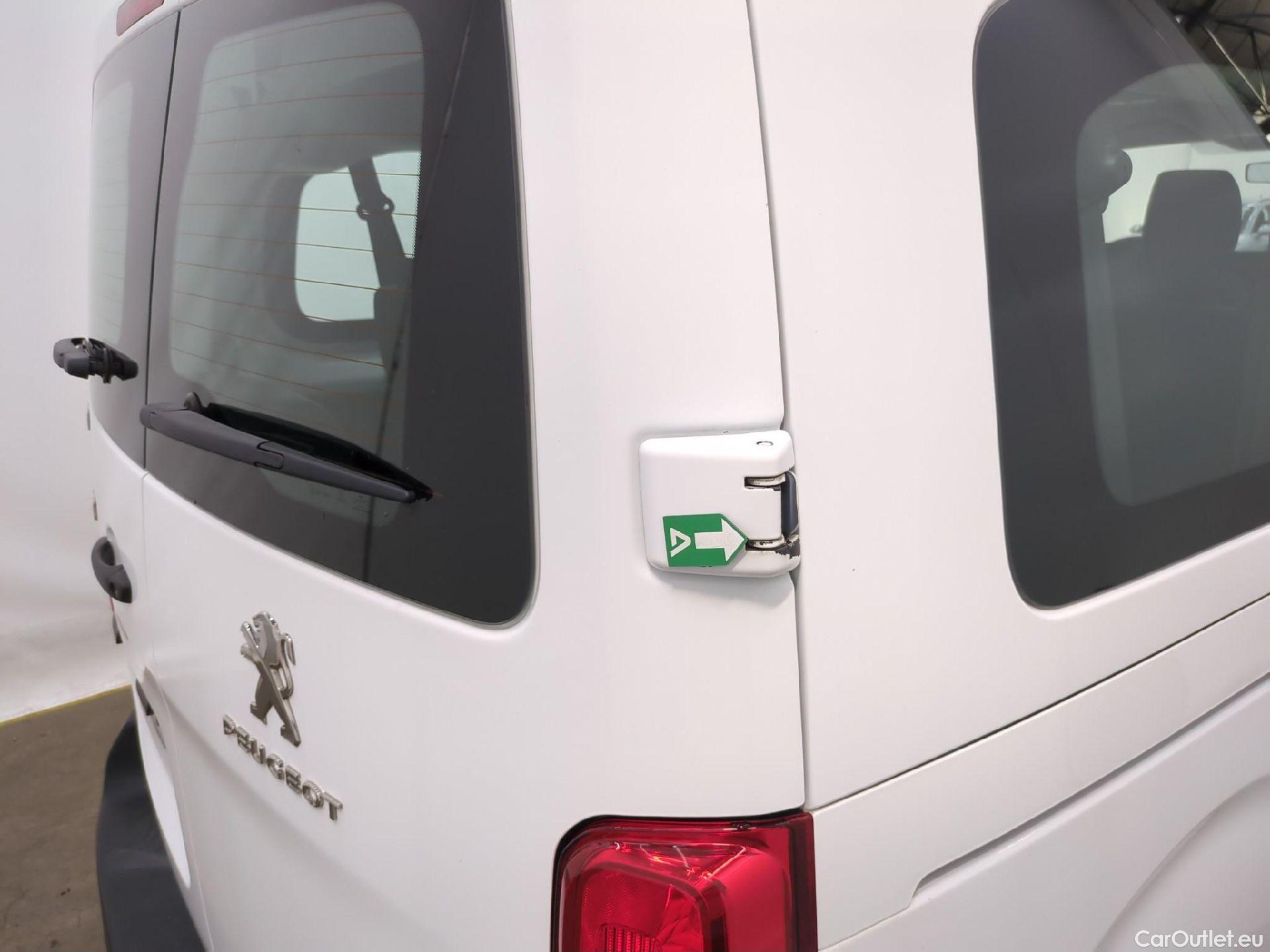  Peugeot  Expert  Kombi L2 1.6 HDi 115CV BVM6 E6 #12
