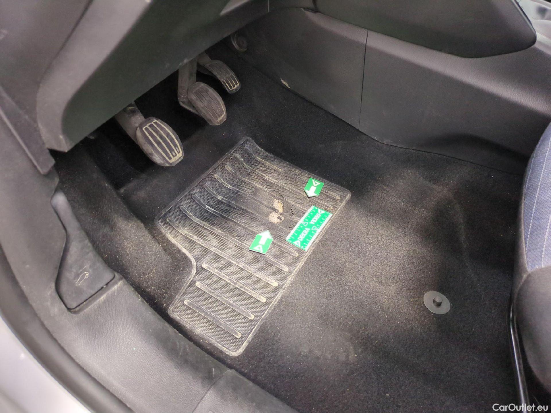  Peugeot  208  Premium 1.5 HDi 100CV BVM6 E6d #3