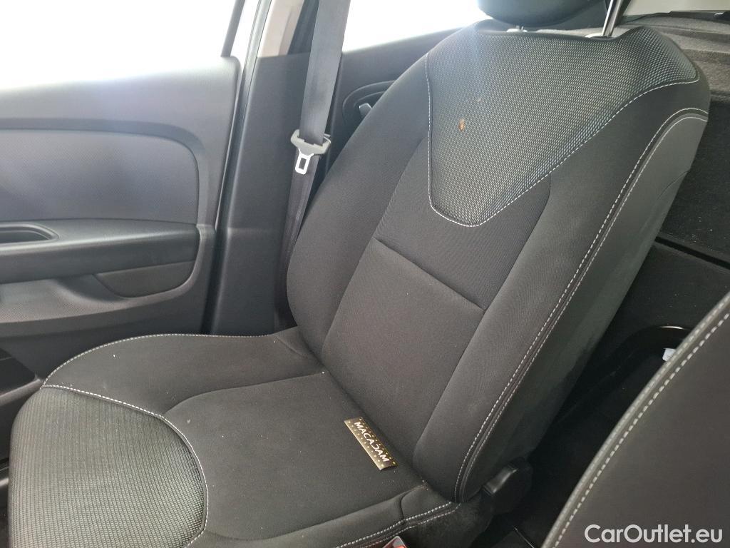  Renault  Clio  IV Air 1.5 dCi 90CV BVM5 E6 #1