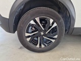  Peugeot  2008 PEUGEOT  / 2019 / 5P / CROSSOVER BLUEHDI 110 ALLURE PACK S/S #18