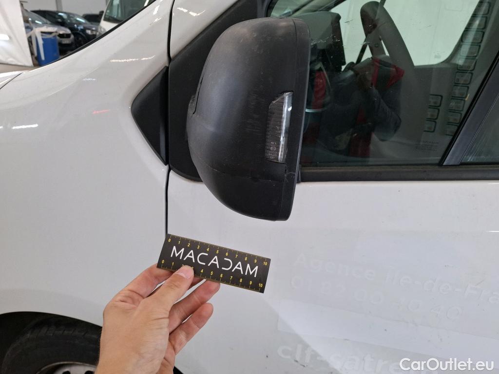  Renault  Trafic  Fourgon L2H1 3T Grand Confort 2.0 dCi 130CV BVM6 E6d #13