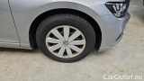  Volkswagen  Passat 2.0 TDI SCR DSG Business Variant #10