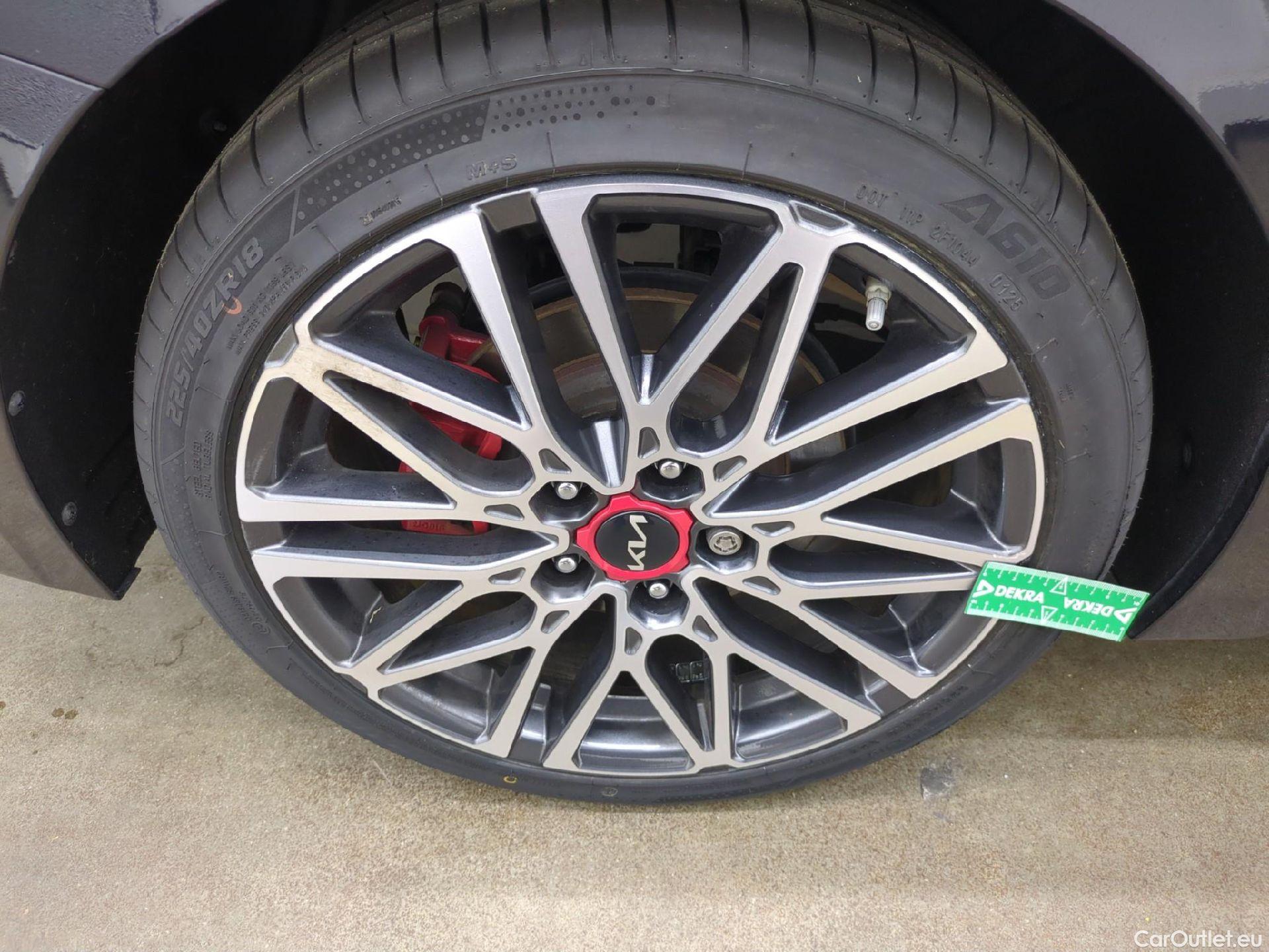  KIA  Cee'd ProCeed GT 1.6 T-GDI 205CV BVA7 E6d #8