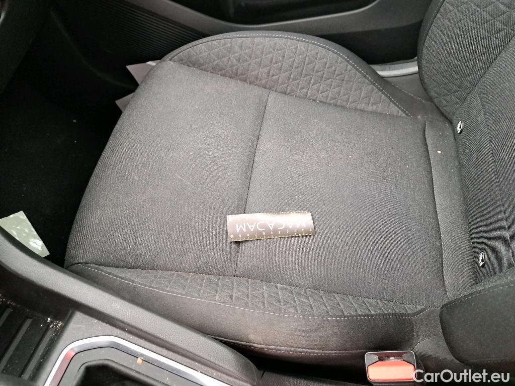  Renault  Clio  V Business 1.6 E-TECH Hybrid 140CV BVA6 E6d #28