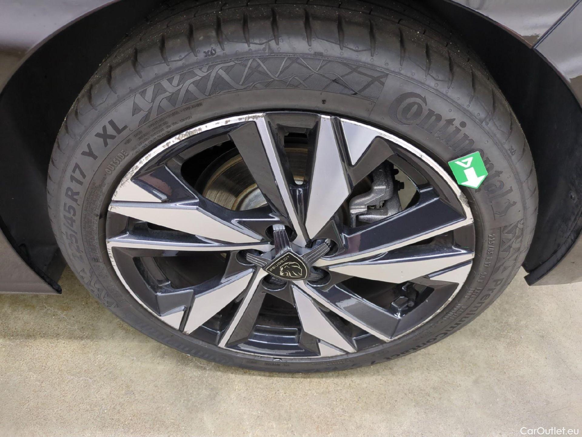  Peugeot  308  Allure 1.2 PureTech 130CV BVA8 E6d #16