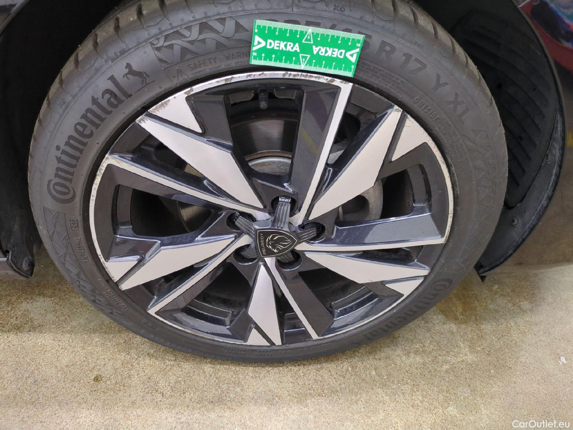  Peugeot  308  Allure 1.2 PureTech 130CV BVA8 E6d #6