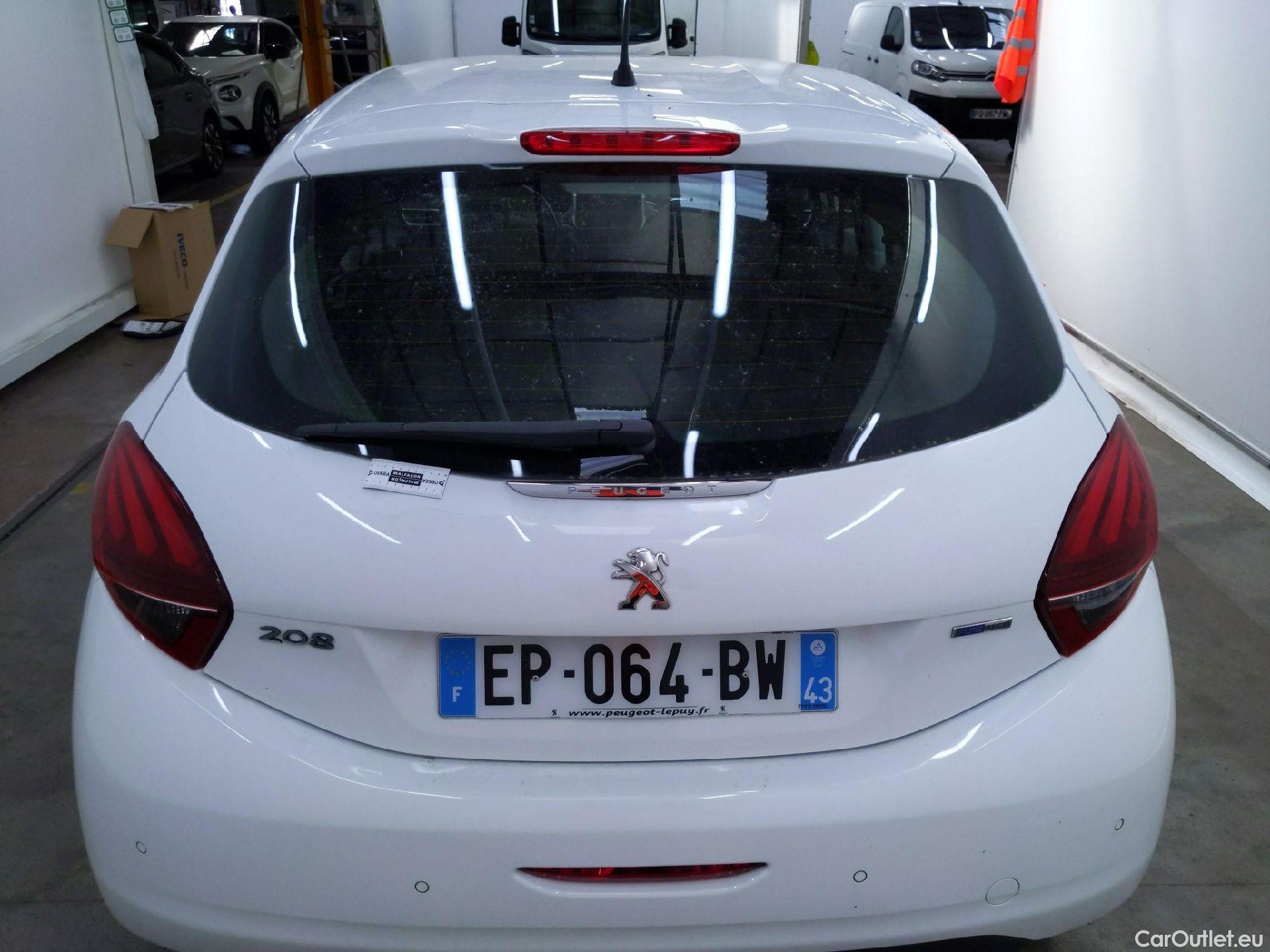 Peugeot  208  Allure Business 1.2 PureTech 110CV BVM5 E6 #17