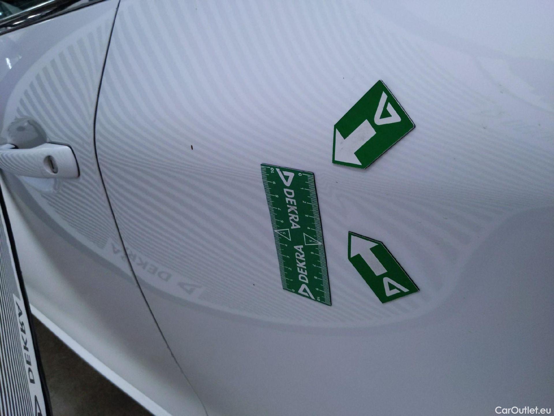  Peugeot  208  Allure Business 1.2 PureTech 110CV BVM5 E6 #14