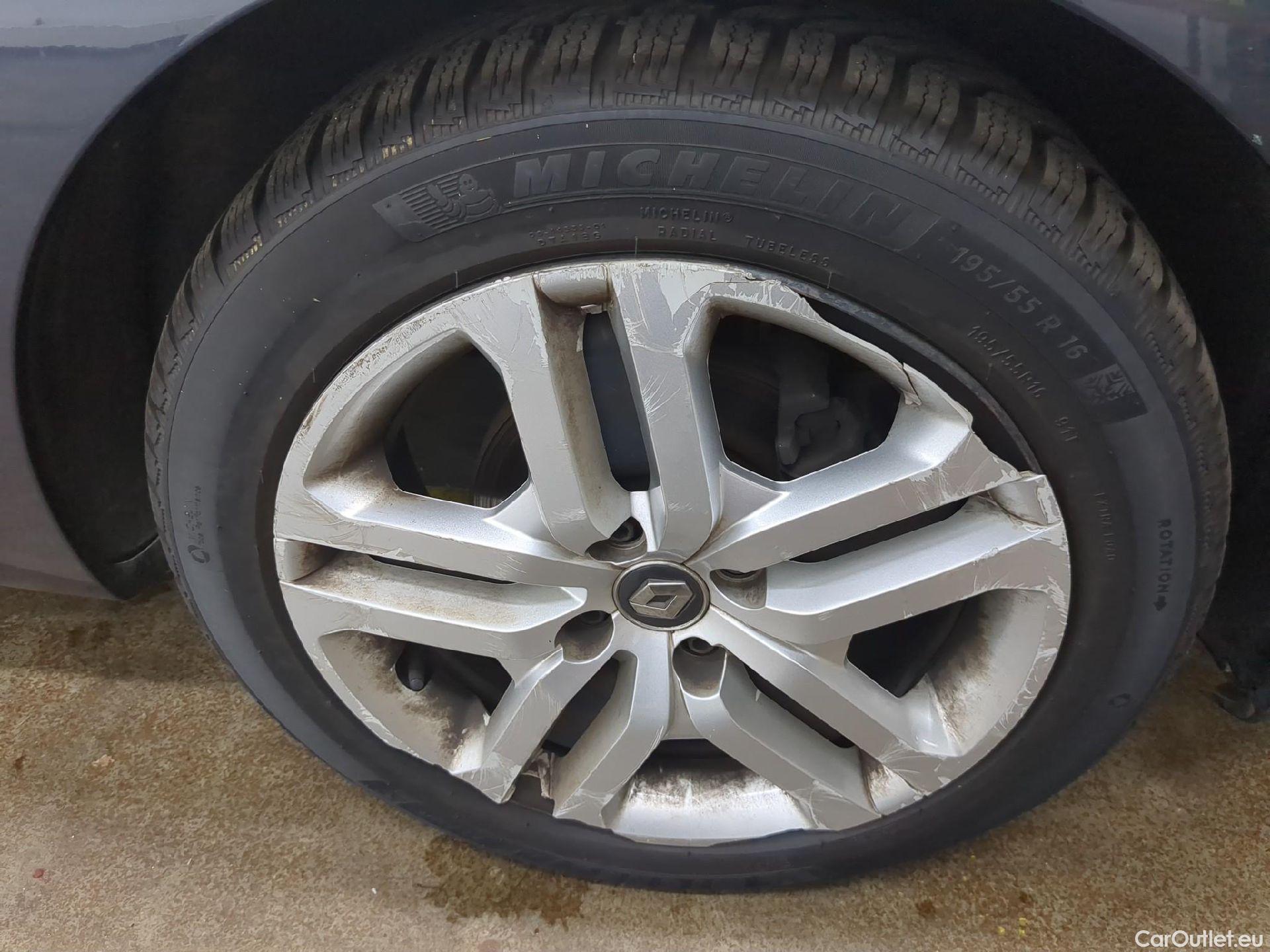  Renault  Clio  IV Business 1.5 dCi 75CV BVM5 E6 #9