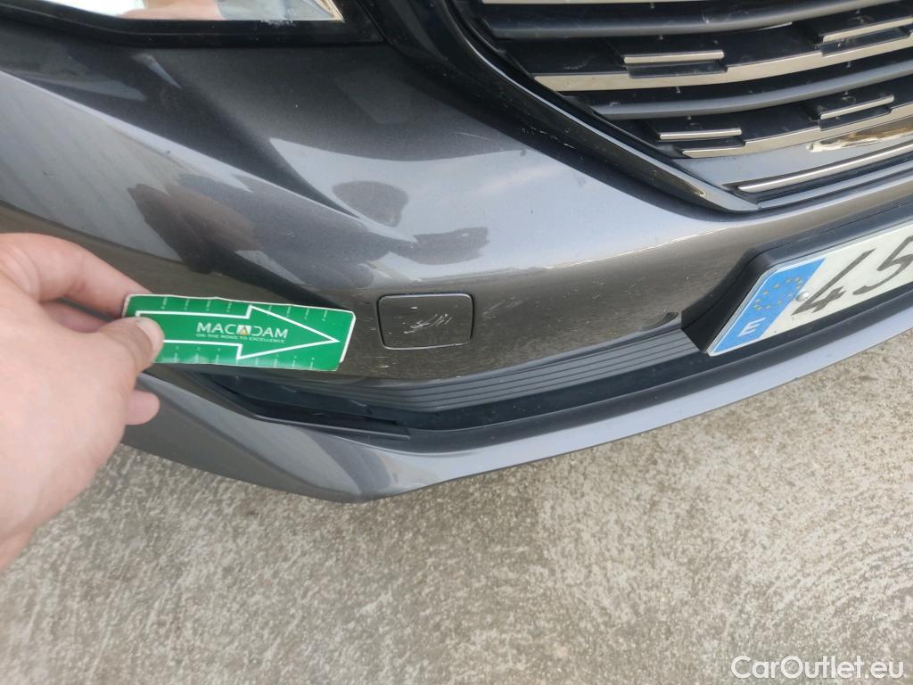  Peugeot  508 PEUGEOT  / 2018 / 5P / berlina con portón  5P Business Line BlueHDi 130 EAT8 (AC) #23