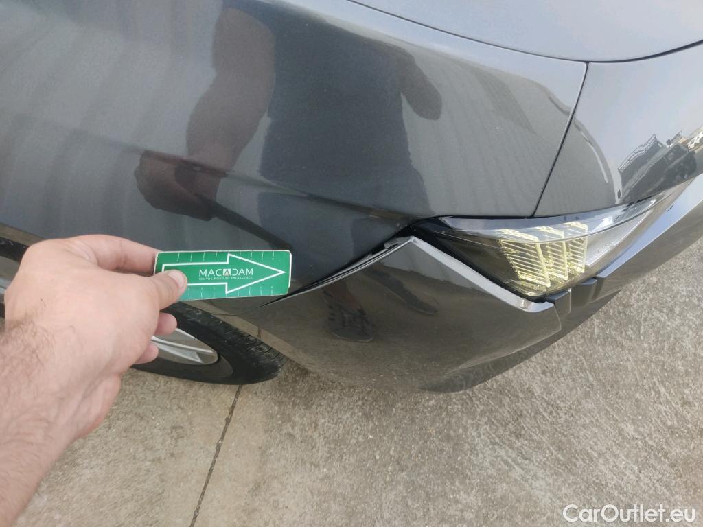  Peugeot  508 PEUGEOT  / 2018 / 5P / berlina con portón  5P Business Line BlueHDi 130 EAT8 (AC) #12