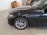  Bmw  Serie 3 BMW  / 2018 / 5P / STATION WAGON 318D 48V BUSINESS ADVANTAGE TOURING AUTO #81