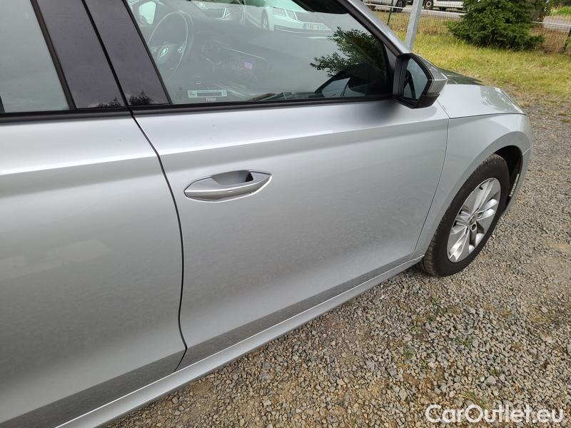  Skoda  Octavia  Combi (NX3)(2020) Oct.Combi 2.0TDI 110 Am 4x4 AT #22