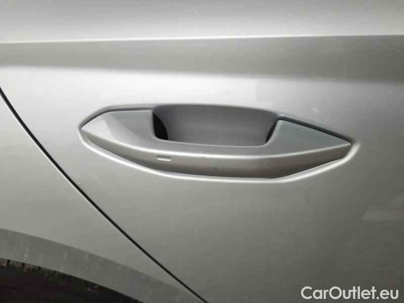  Skoda  Octavia  Combi (NX3)(2020) Oct.Combi 2.0TDI 110 Am 4x4 AT #23