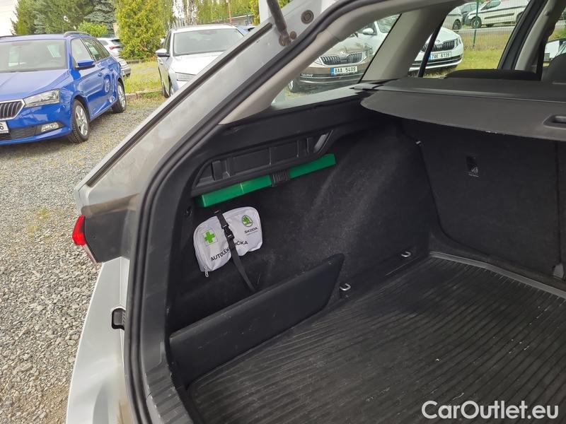  Skoda  Octavia  Combi (NX3)(2020) Oct.Combi 2.0TDI 110 Am 4x4 AT #18
