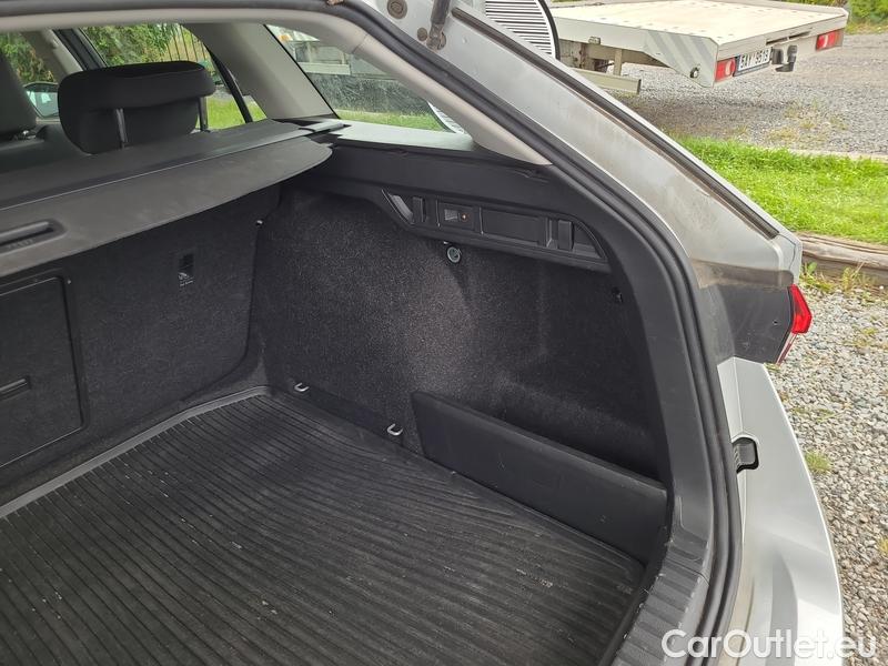  Skoda  Octavia  Combi (NX3)(2020) Oct.Combi 2.0TDI 110 Am 4x4 AT #17