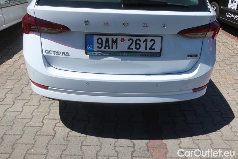  Skoda  Octavia  Combi (NX3)(2020) Oct.Combi 1.5TSI 110 Style Aut #2