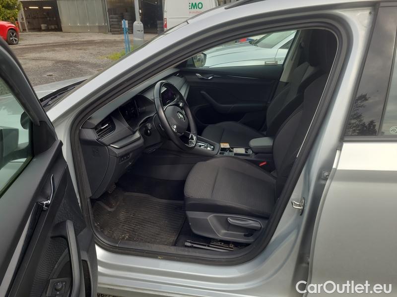  Skoda  Octavia  Combi (NX3)(2020) Oct.Combi 2.0TDI 110 Am 4x4 AT #7