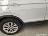  Volkswagen  Tiguan VOLKSWAGEN  / 2016 / 5P / SUV 2.0 TDI SCR 110KW BUSINESS BMT DSG #42