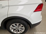  Volkswagen  Tiguan VOLKSWAGEN  / 2016 / 5P / SUV 2.0 TDI SCR 110KW BUSINESS BMT DSG #53
