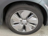  Hyundai  Konna Hyundai KONA Limited Electric 64 kWh 5d #47