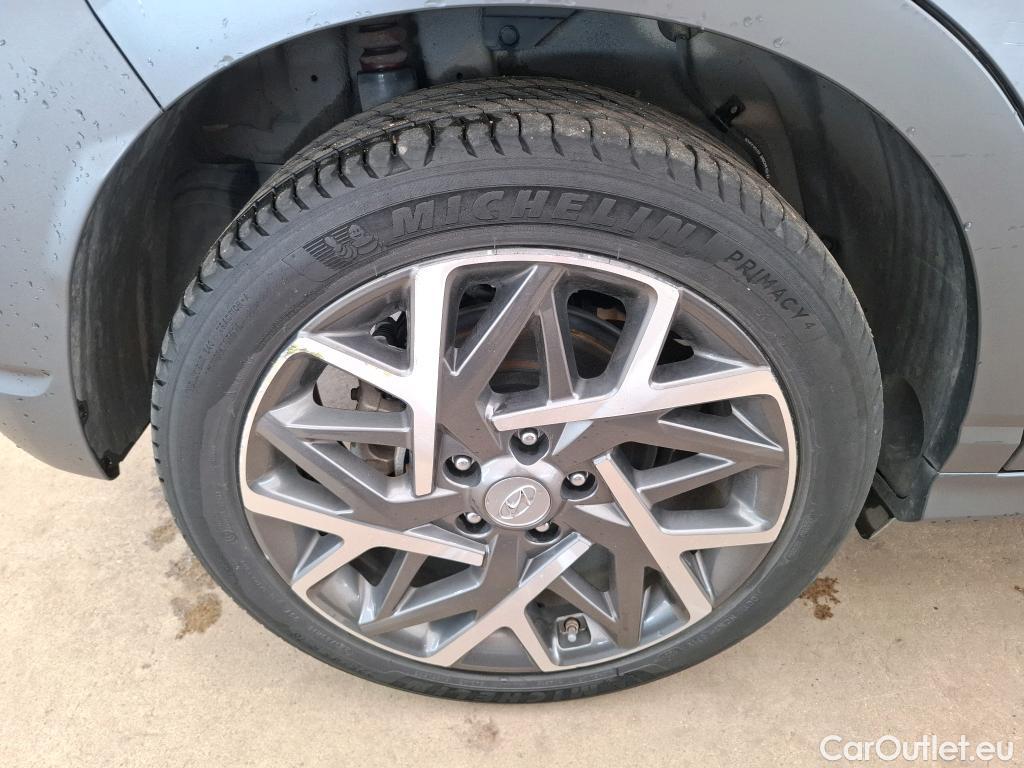  Hyundai  Konna Kona Creative Hybrid 2WD 1.6 GDI 140CV BVA6 E6d #2