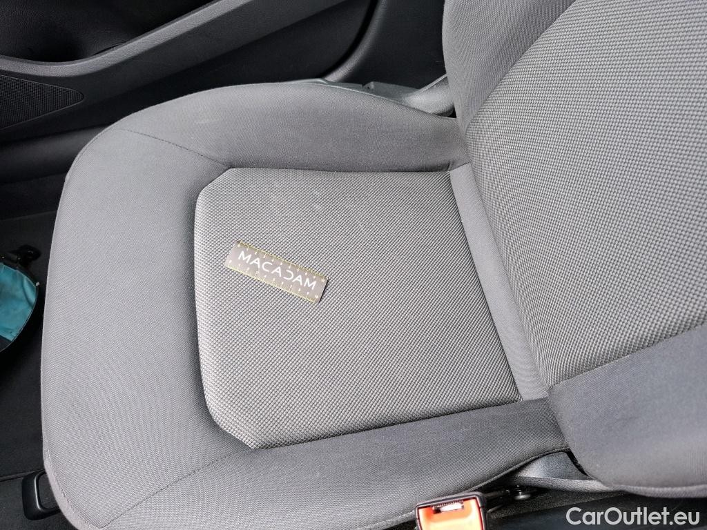 Audi  A3 AUDI  Sportback / 2016 / 5P / Berline 35 TFSI 150 COD S TRONIC BUSINESS LINE #8