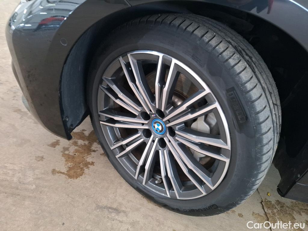 Bmw  Serie 3 BMW Série 3 Touring / 2022 / 5P / Break 330e 292ch M Sport BVA8 Hybride #38