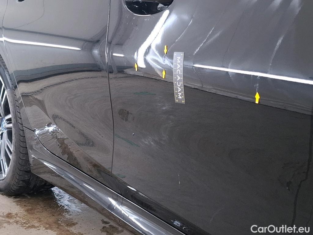  Bmw  Serie 3 BMW Série 3 Touring / 2022 / 5P / Break 330e 292ch M Sport BVA8 Hybride #35